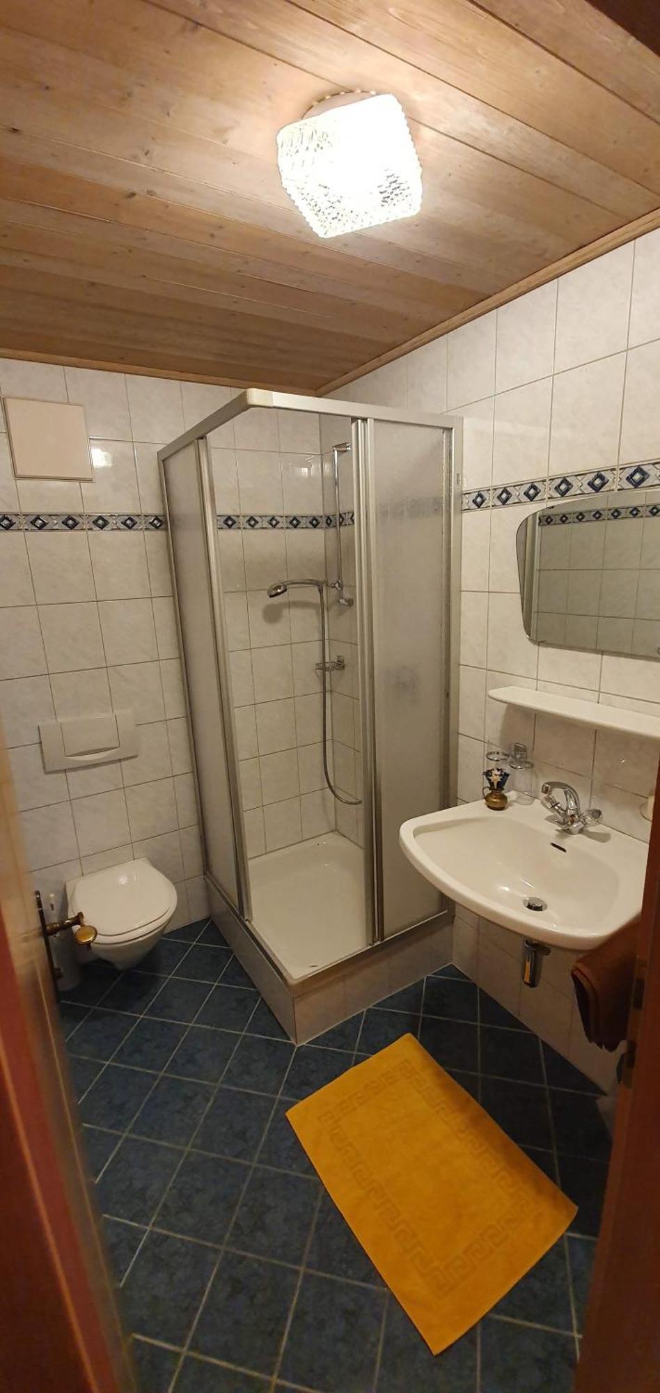 Pension Appartements Via Claudia Lermoos Quarto foto