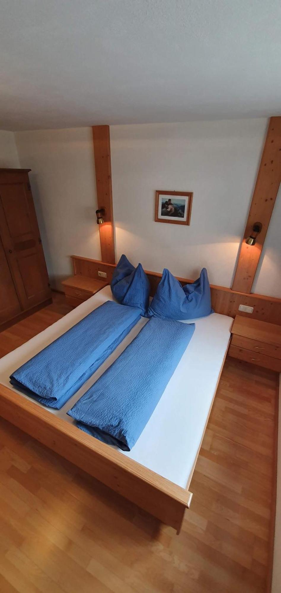 Pension Appartements Via Claudia Lermoos Quarto foto
